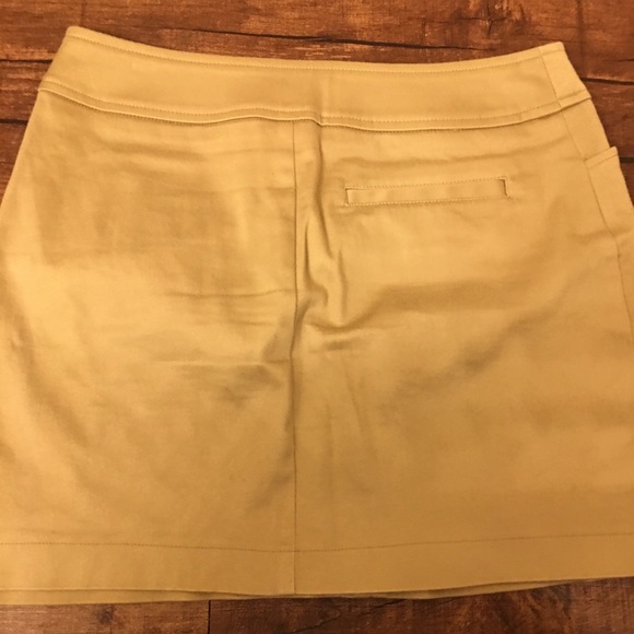 SOLD💎Gap Women High Rise Mini Skirt 4 Beige💎 - Picture 4 of 8